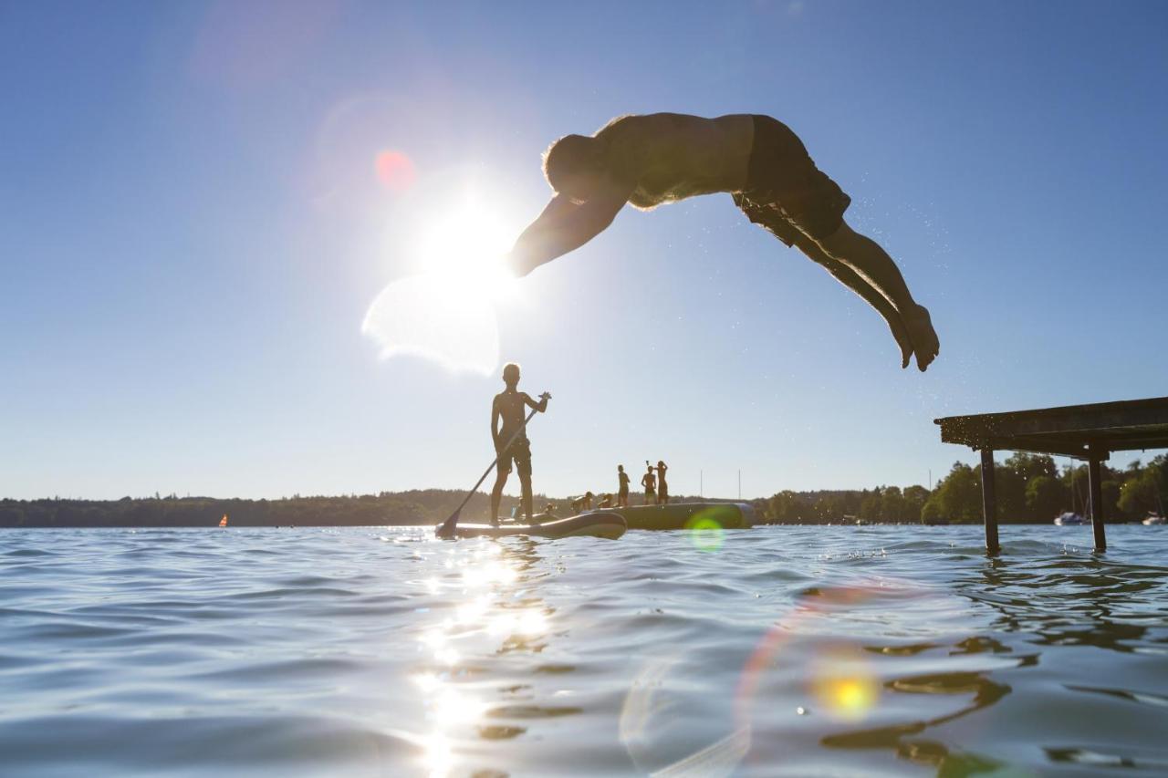 Sopherl Am - Fruehstueck Auf Der Seeterrasse, Sehr Ruhig Und Wunderschoen Am See, 3 Minuten Nach Oberpfaffenhofen, Viele Radtouren, Restaurants & Cafes In Der Umgebung Hotel Weßling